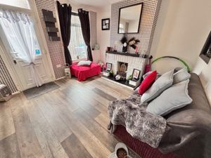 Lounge- click for photo gallery